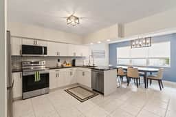 Fresh Pool Home! Managed by BNR Vacation Rentals
