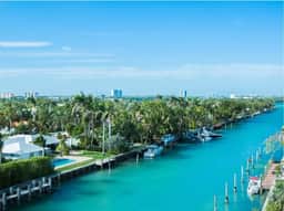 Boutique Hotel- Rooftop Pool -BNR Vacation Rentals