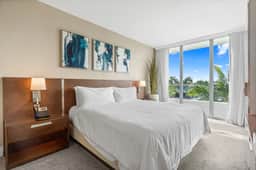 Boutique Hotel- Rooftop Pool -BNR Vacation Rentals