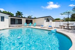 Location!  Pool!   Managed by BNR Vacation Rentals