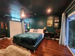 Large King bedroom suite. Private Entrance. Views!