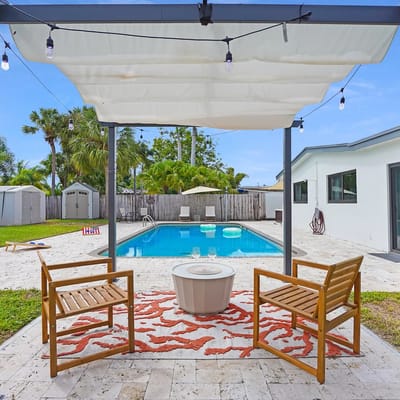 Pool, HotTub & BBQ Managed by BNR Vacation Rentals