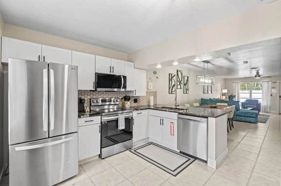 2 Full Homes! Managed by BNR Vacation Rentals