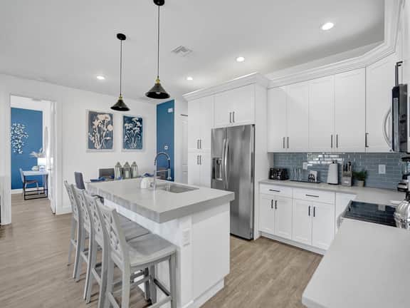New Designer Home! Managed by BNR Vacation Rentals