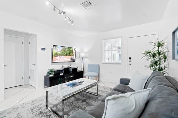 Luxury Miami!    Managed by BNR Vacation Rentals